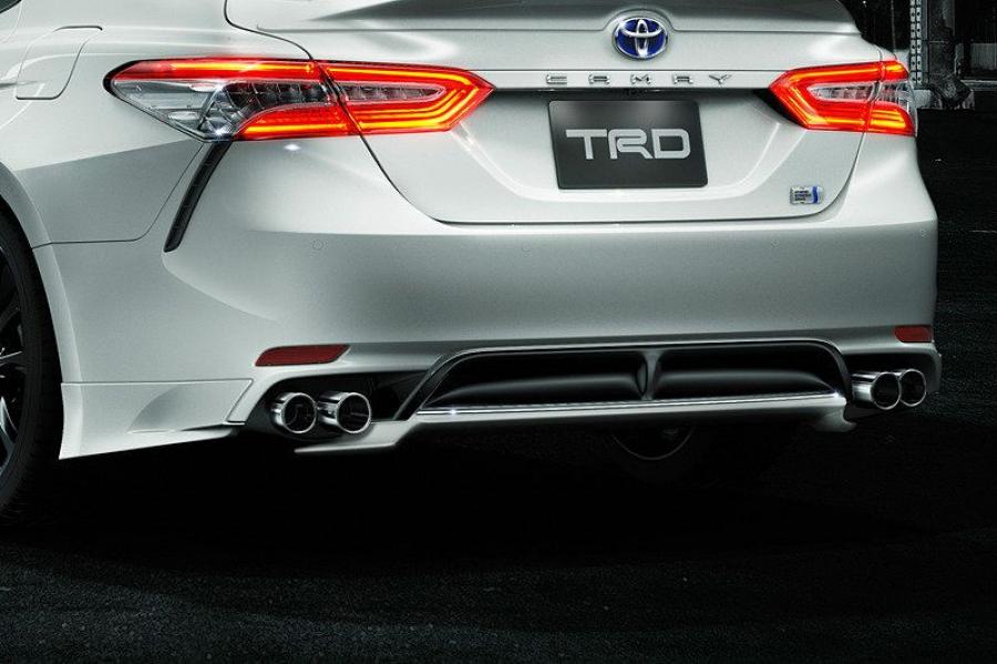 Детали экстерьера Toyota Camry Hybrid by TRD 2018 года  (JP) (фото 5 из 11)